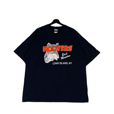 Hooters T-Shirt